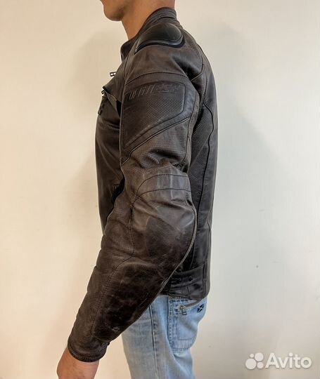 Мотокуртка кожаная мужская Dainese Size 52