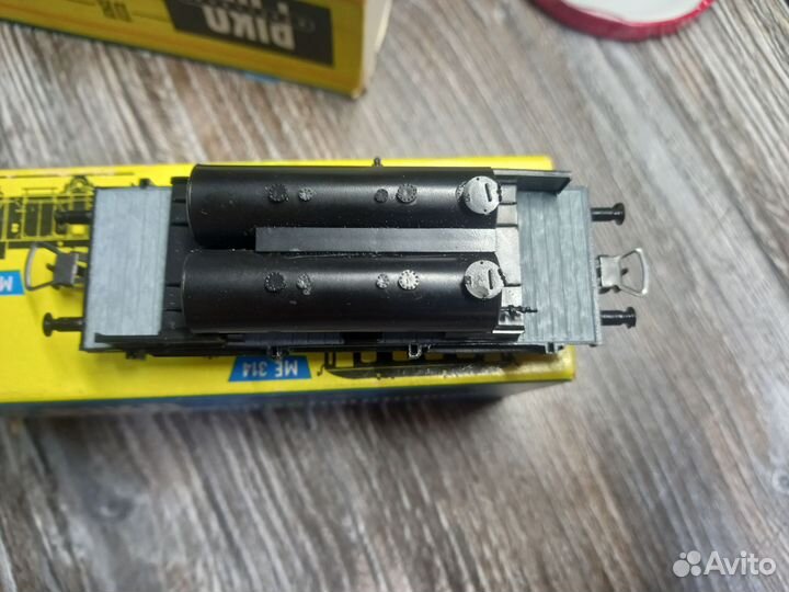 Модель вагона.Мазутник, Piko,GDR,H0,16.5mm. 1 87