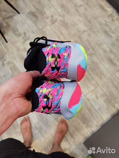 Кроссовки under armour