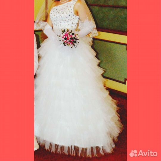 Свадебное платье