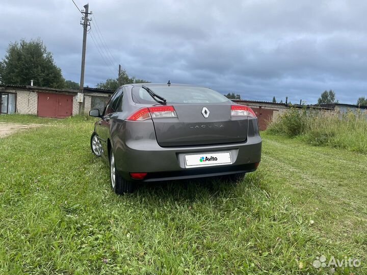 Renault Laguna, 2009