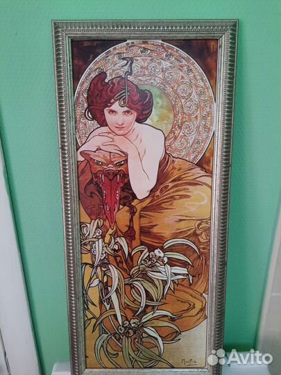 Картины в рамках