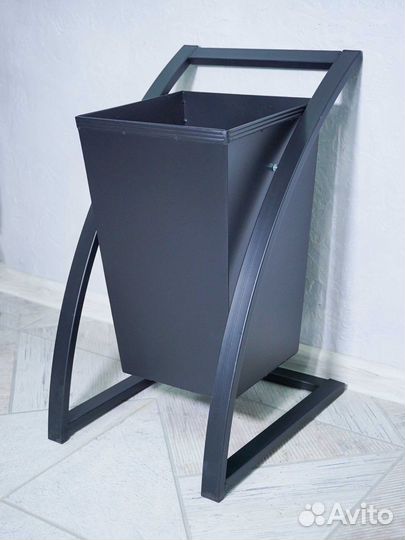 Урна уличная для мусора кованая 