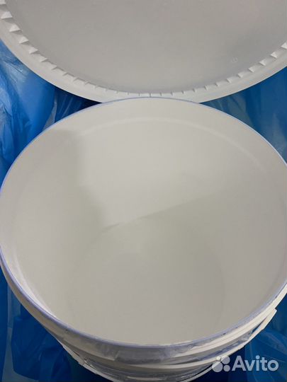 Ведро пластиковое с крышкой 10л