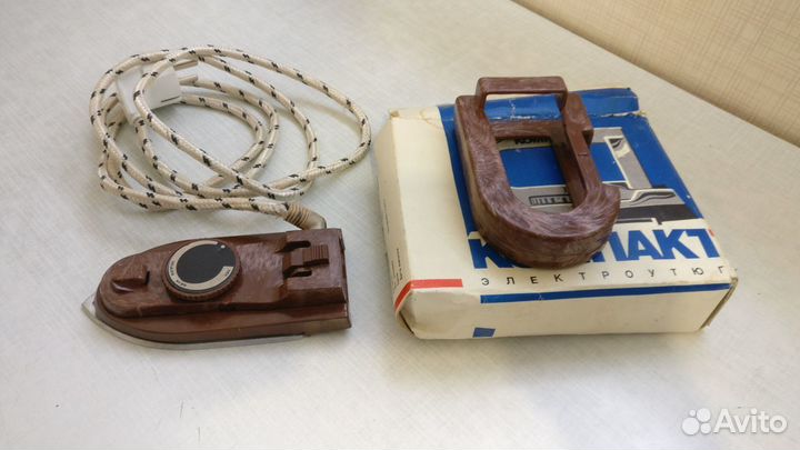 Утюг электрический компакт СССР Ут.220-0.45.220