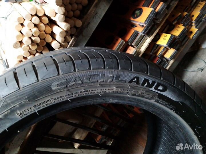 Cachland CH-861 245/40 R18 97W