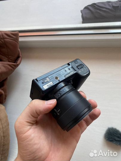 Sony ZV-E10 KIT 16-50mm (+3 Батарейки)