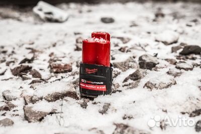 Аккумулятор M12 high output M12 HB2.5 (12V, 2.5Ah)
