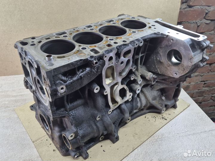 Блок цилиндров с балансирами BMW N47TU, N47N