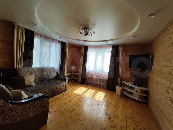 Дом 213,3 м² на участке 24 сот.