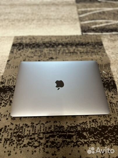 Macbook pro 13 2017