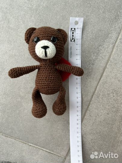 Вязаный мишка плюшевый