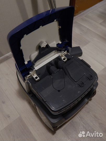 Пылесос Zelmer Aquawelt 1600W