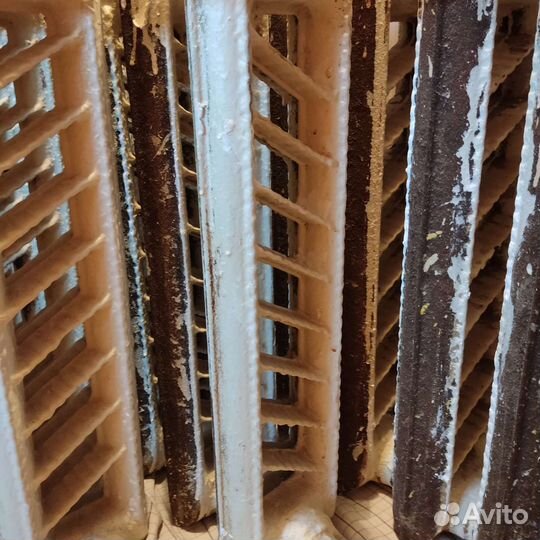 Батарея чугунная