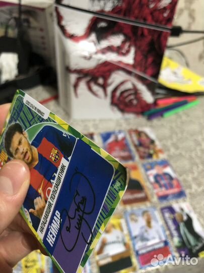 Футбольные карточки с подписью