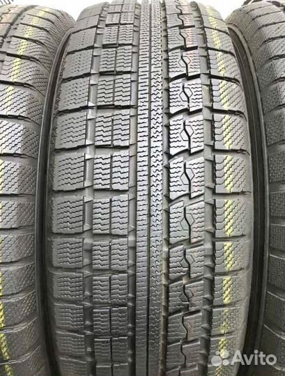 Toyo Winter Tranpath S1 215/65 R16 100H