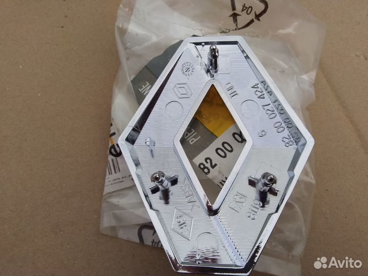 Эмблема Renault Laguna 2 2001-08 Clio 2 Symbol