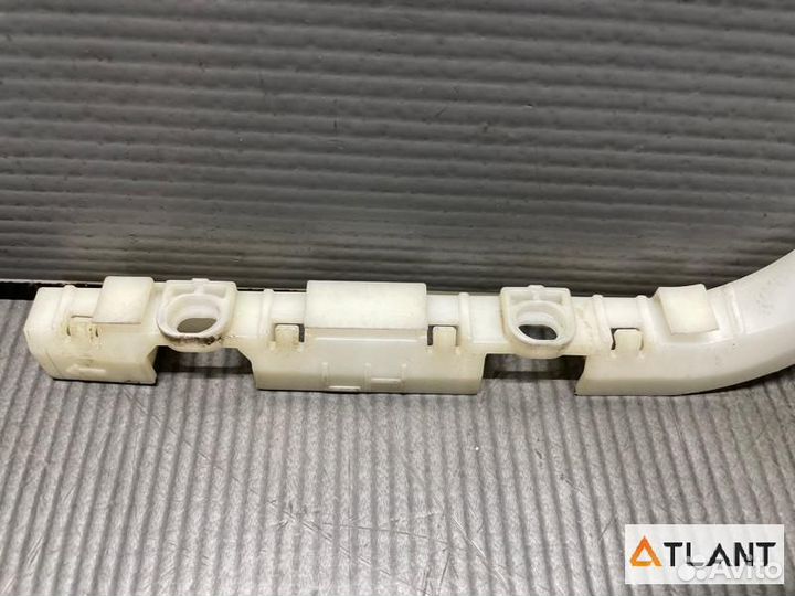 Крепление бампера передняя левая nissan serena