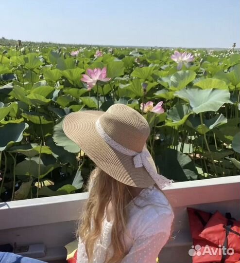 Соломенная шляпа женская