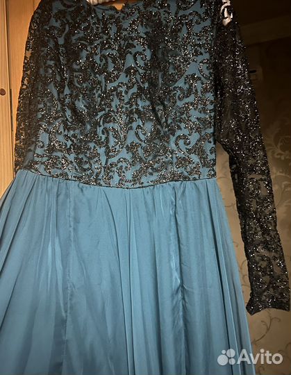 Вечернее платье