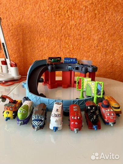 Паровозики Чаггингтон 9 фигурок+дорога