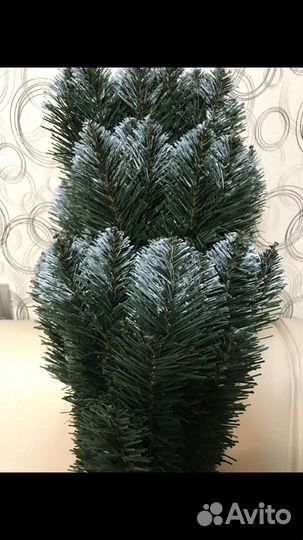 Елка искусственная заснеженная