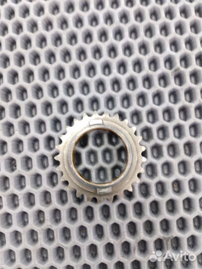 Yamaha YZF R1 2004-2005 шестерня маслонасоса