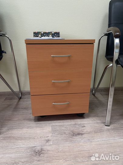 Тумба офисная выкатная