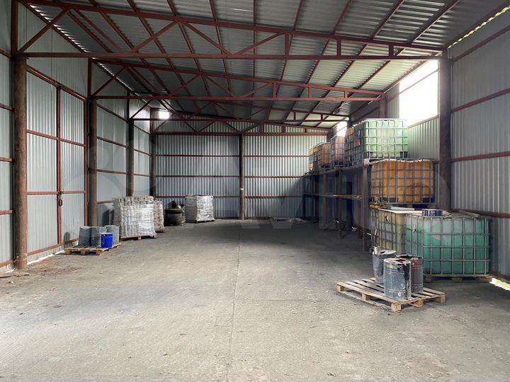 Склад, 1300 м²