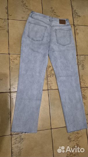 Джинсы новые голубые 46