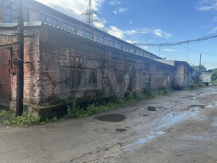 Гараж, > 30 м²