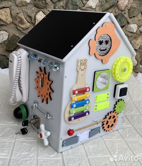 Бизиборд бизидом