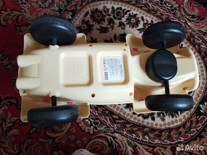 Машинка-каталка