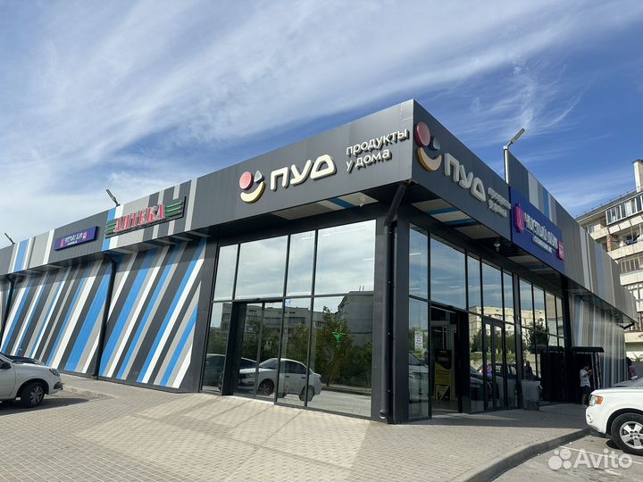 Островок в проходном ТЦ