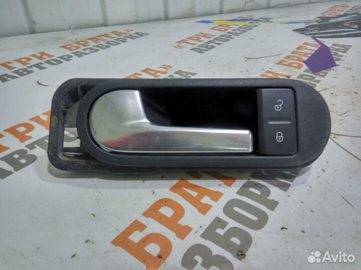 Внутренней ручки фольксваген. Ручка двери фольксваген джетта. Ручка двери внутренняя фольксваген лупо. Ручки внутренние дверей пассат b5. Внутренней ручки фольксваген.