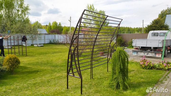 Двойная шпалера для сада