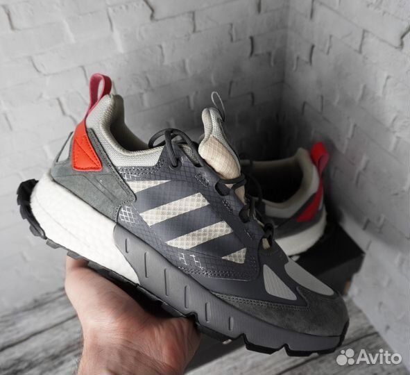 Кроссовки adidas