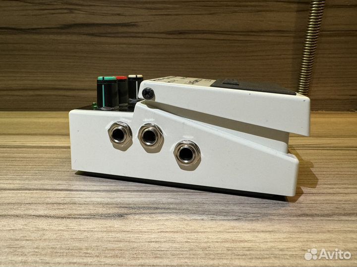 Гитарная педаль boss ls2 line selector