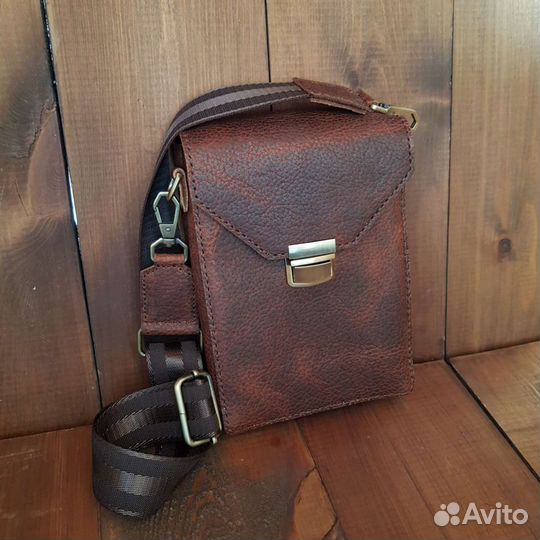 Мужская сумка через плечо из натуральной кожи