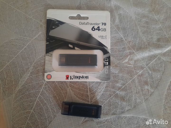 Флешка USB (Type-C) Kingston DataTraveler 70 64 GB