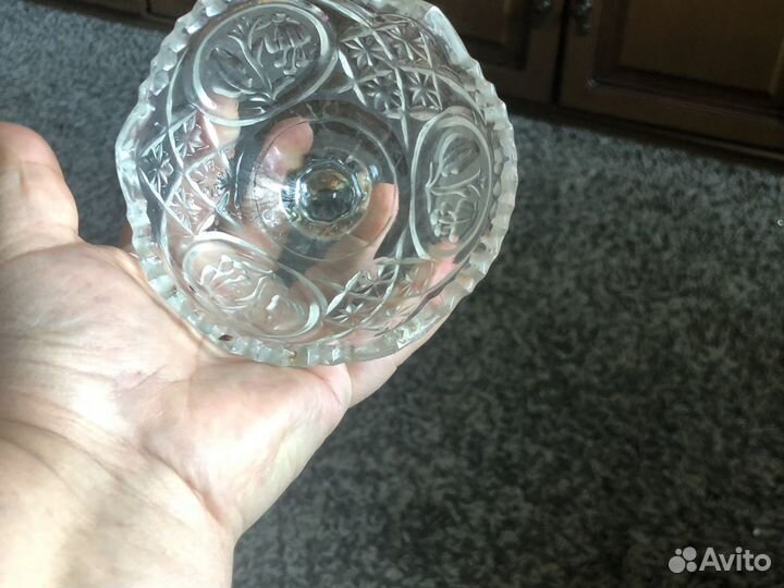 Ваза хрустальная