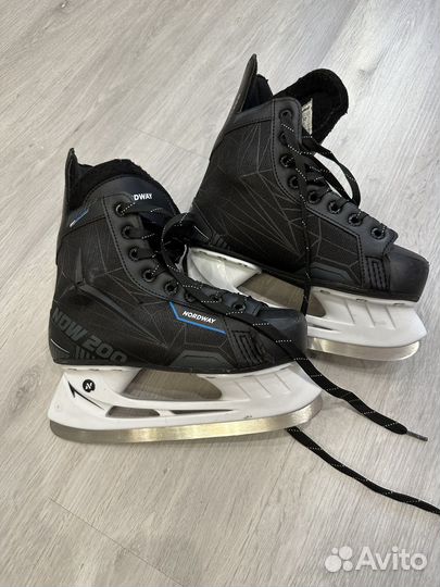 Коньки хоккейные детские 37 размер