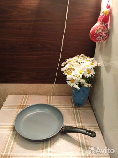 Сковороды жаровни сотейники