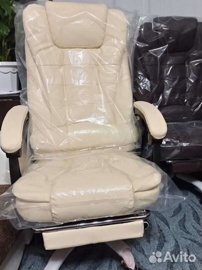 Компьютерное кресло руководителя