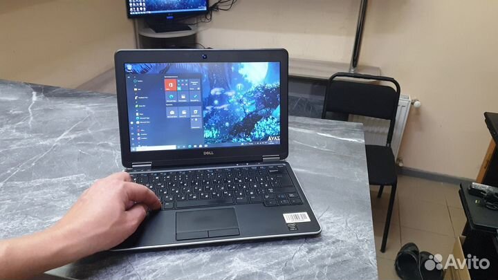 Ноутбук Dell (12.5