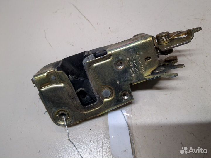 Замок двери Volkswagen Transporter 4, 2001