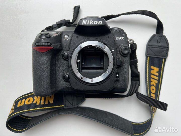 Фотоаппарат Nikon D200 +комплект