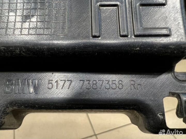 Кронштейн (сопут. товар) передний правый Bmw