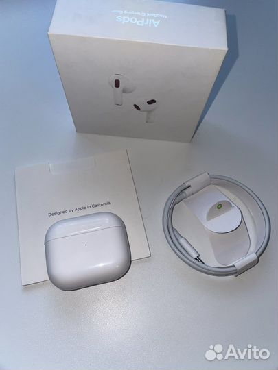 Беспроводные наушники airpods