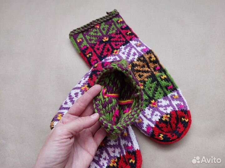 Теплые носки ручной работы